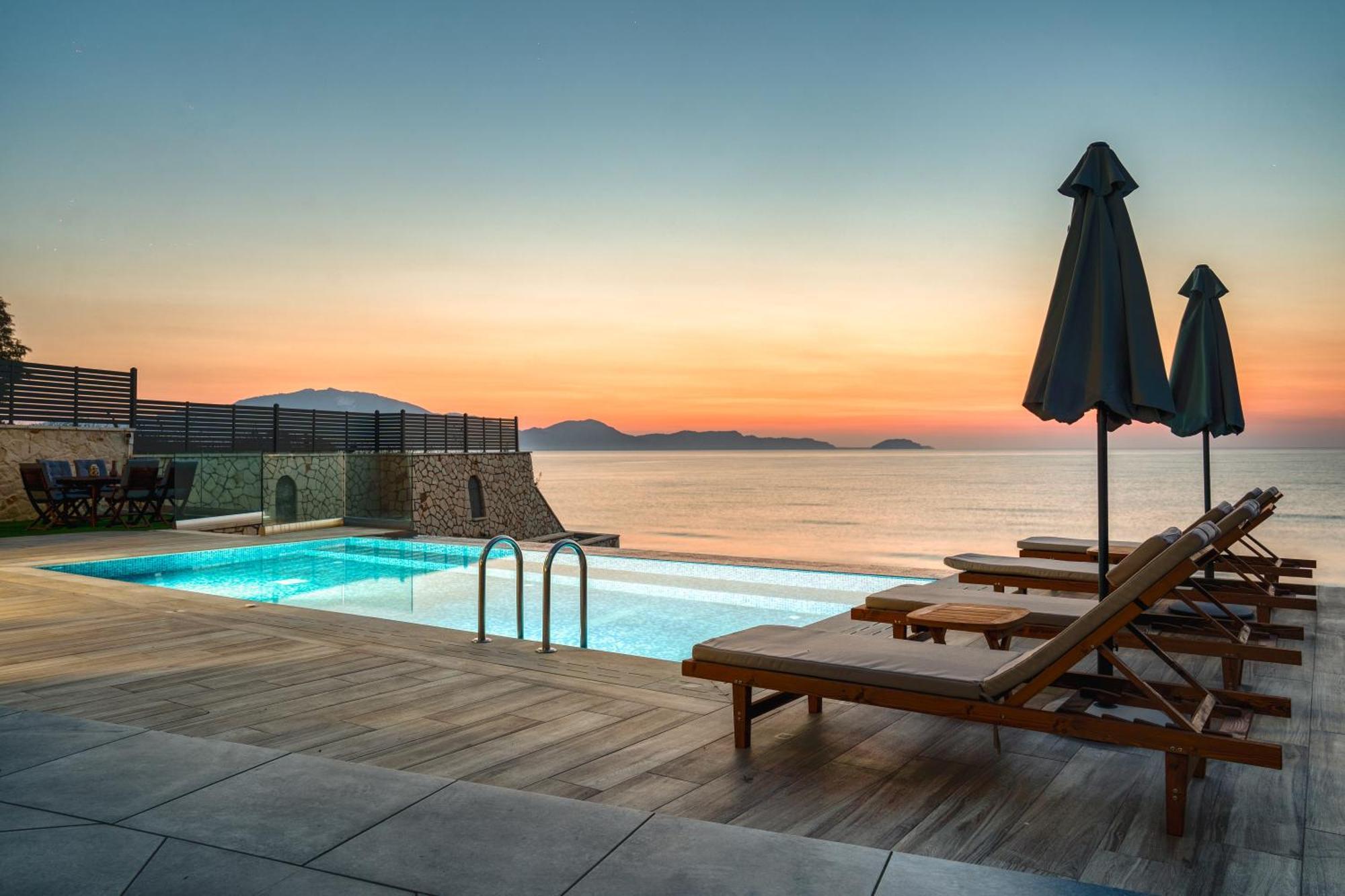 Violet Beach Front Private Villa Лаганас Екстер'єр фото